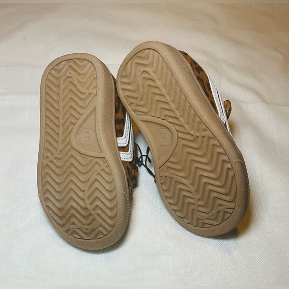 Cat & Jack Toddler Leopard Print Sneakers- 5 - Picture 5 of 5